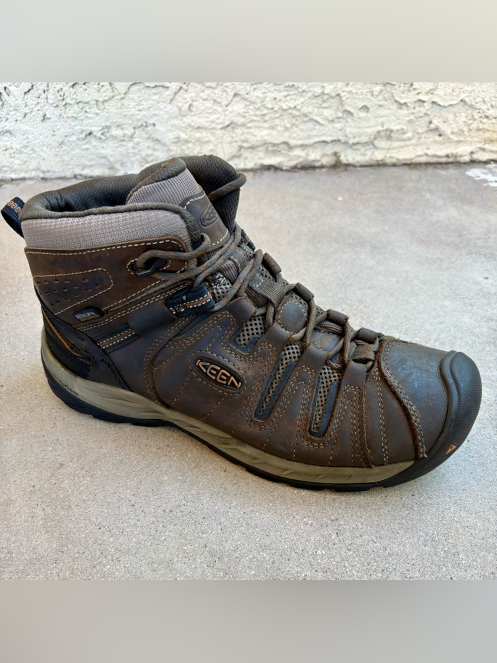 KEEN Utility Flint II Men’s 11 Mid Waterproof Leather Soft Toe Work Hiking Boots
